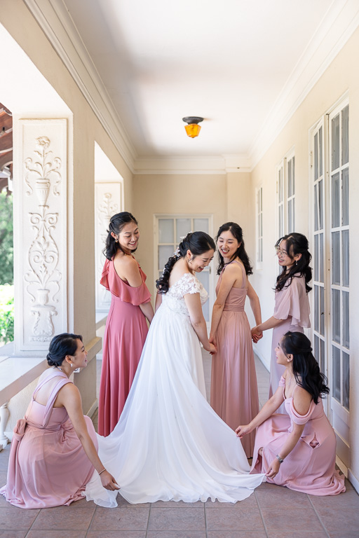 bride and bridesmaids getting ready