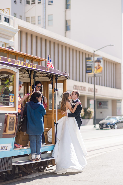 San Francisco downtown wedding with cable car