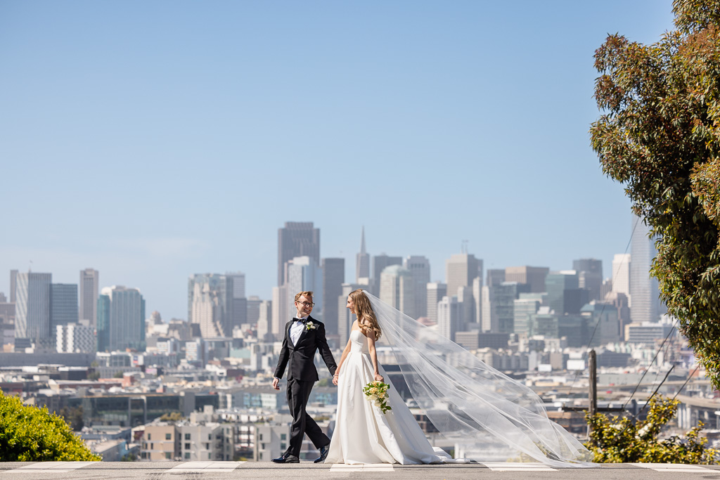 San Francisco wedding with downtown skyline in the background