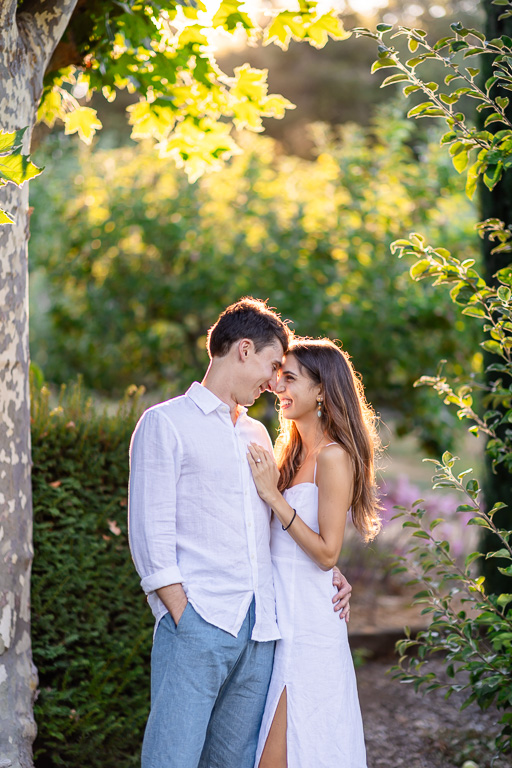 beautiful golden hour engagement photos at Filoli Gardens