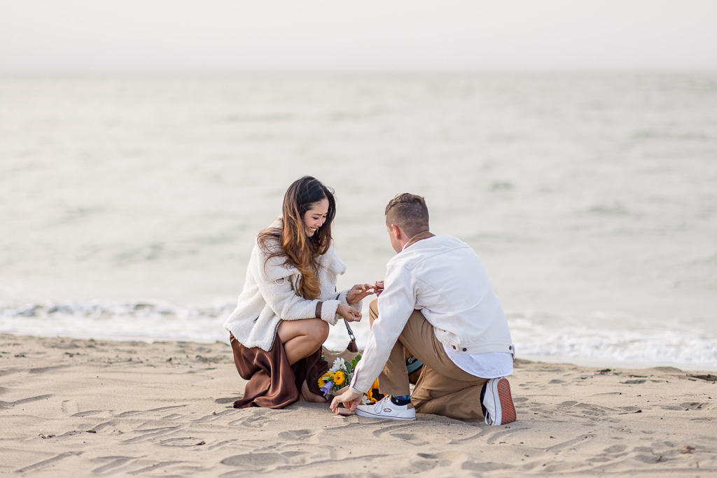 putting the ring on while both kneeling