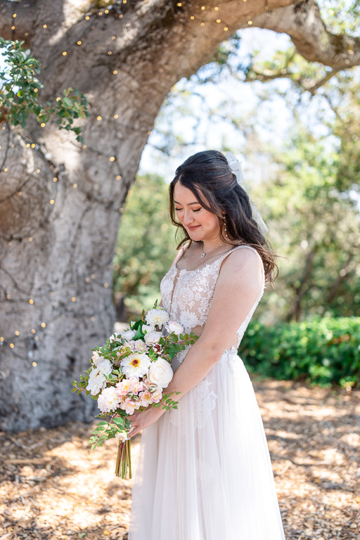 bride solo with her bouquet