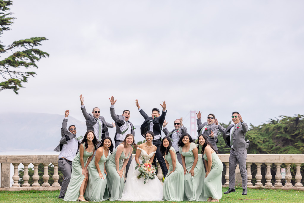 full bridal party photo outside the Legion of Honor