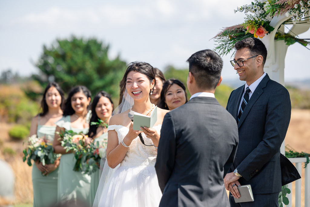 bride giving her personal vows