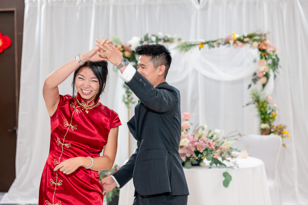 HL Peninsula wedding first dance