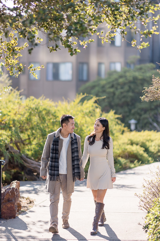 engagement photos in the park