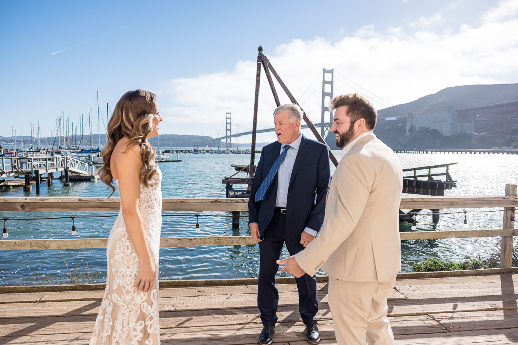 first look of bride for dad and brother