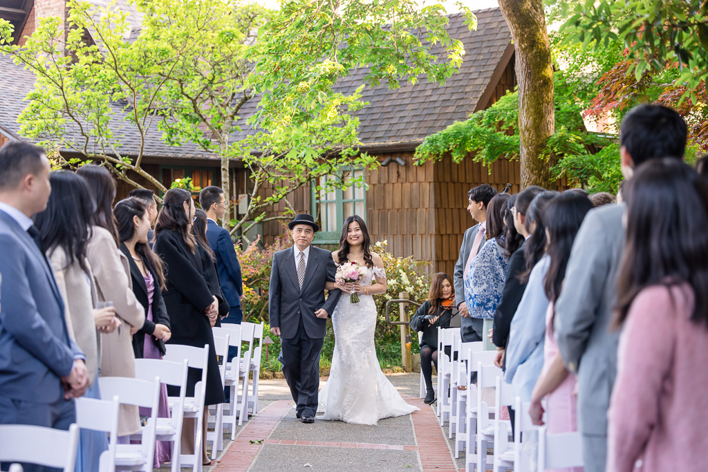 bride and her dad entrance at Outdoor Art Club