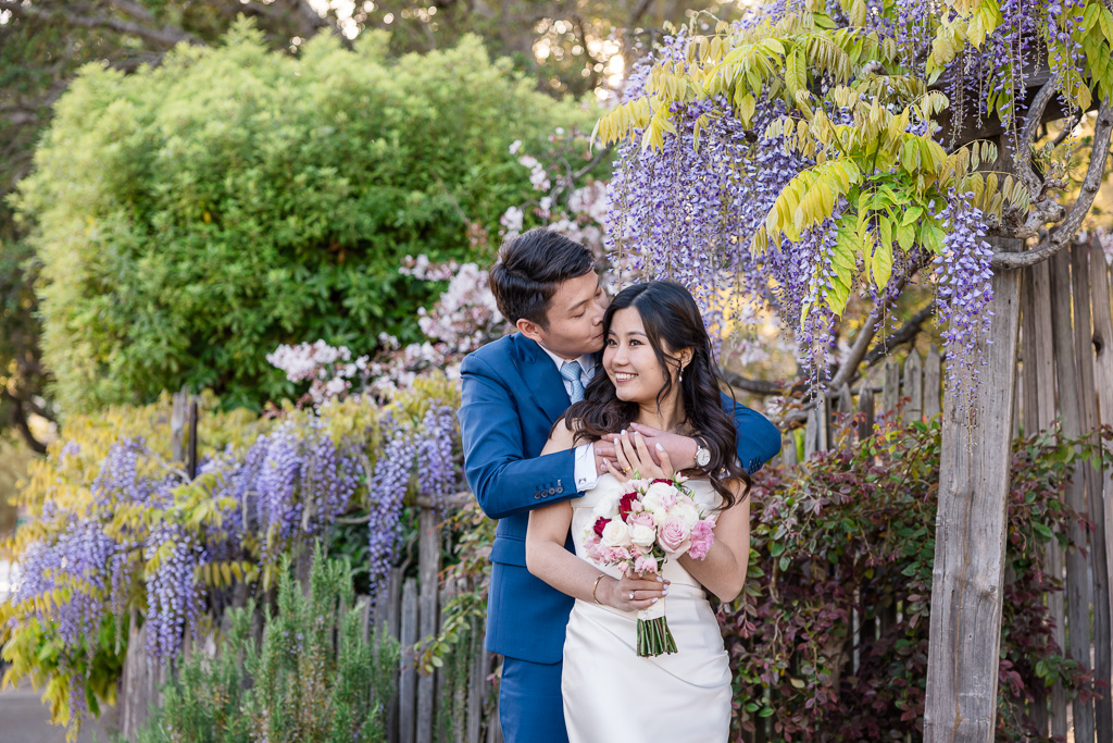 wedding photos with wisterias in full bloom