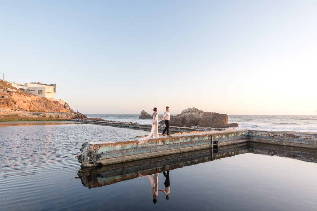 San Francisco gorgeous sunset engagement photos