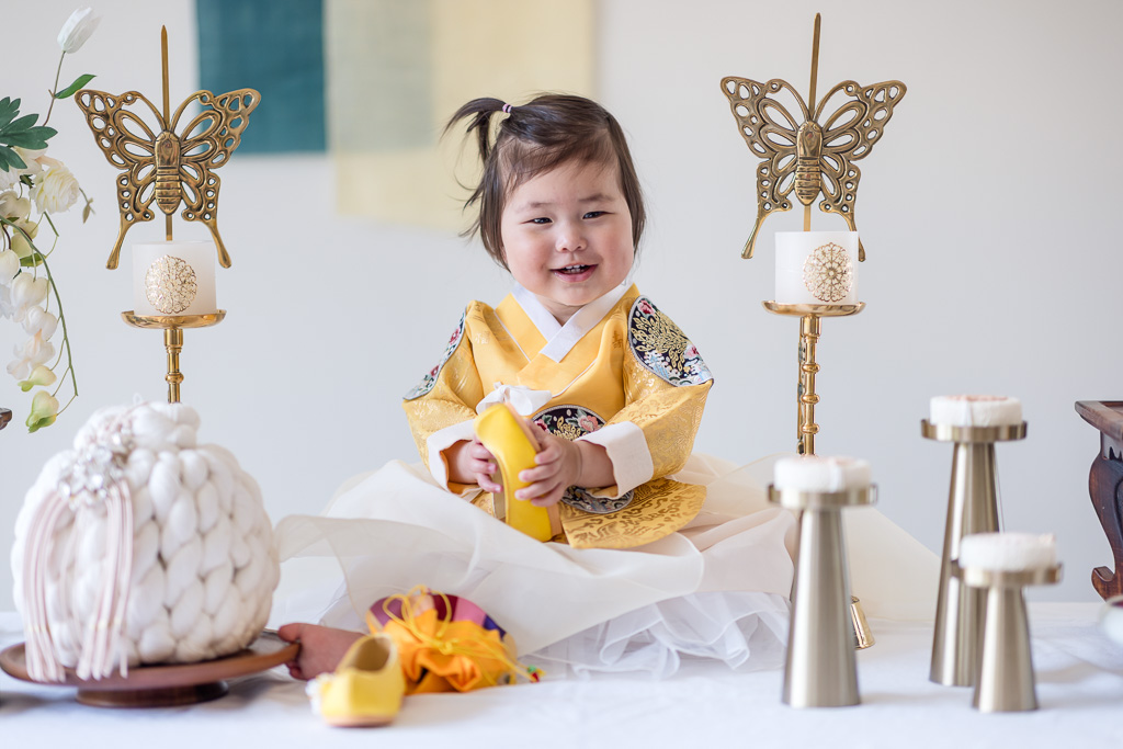 first birthday photo for Korean baby