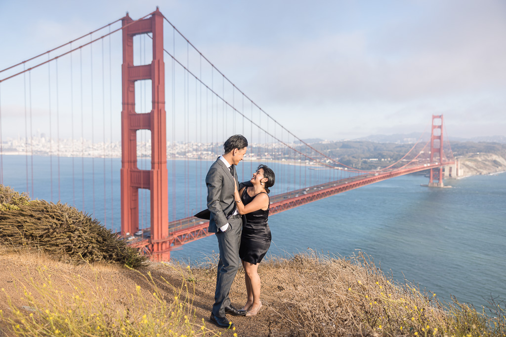 couple at the Golden Gate Bridge
