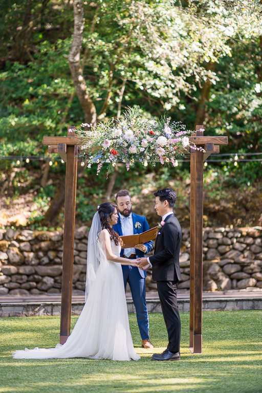 Longbridge lawn wedding ceremony at Saratoga Springs