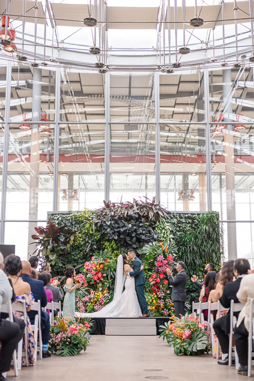 California Academy of Sciences wedding first kiss