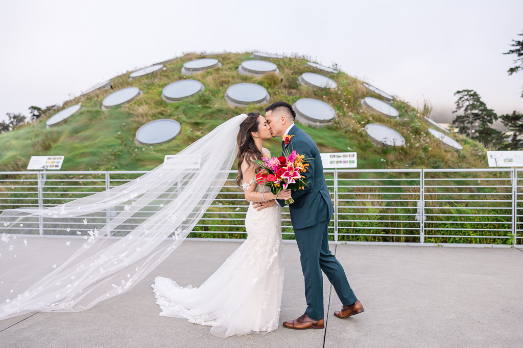 a kiss on the roof