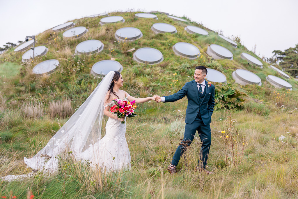 wedding day portrait on the living roof of the California Academy of Sciences