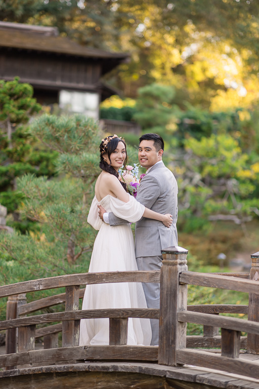 golden hour portrait of the bride and groom on the Hakone bridge