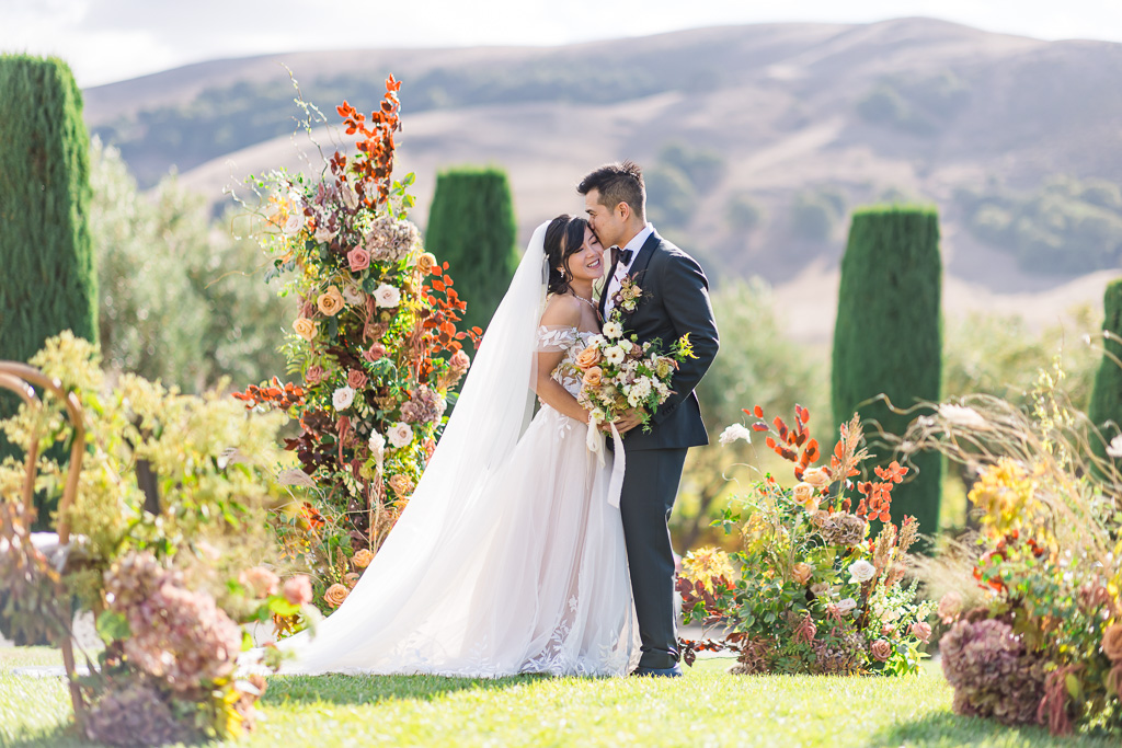 portraits of the newlyweds at Viansa Sonoma winery