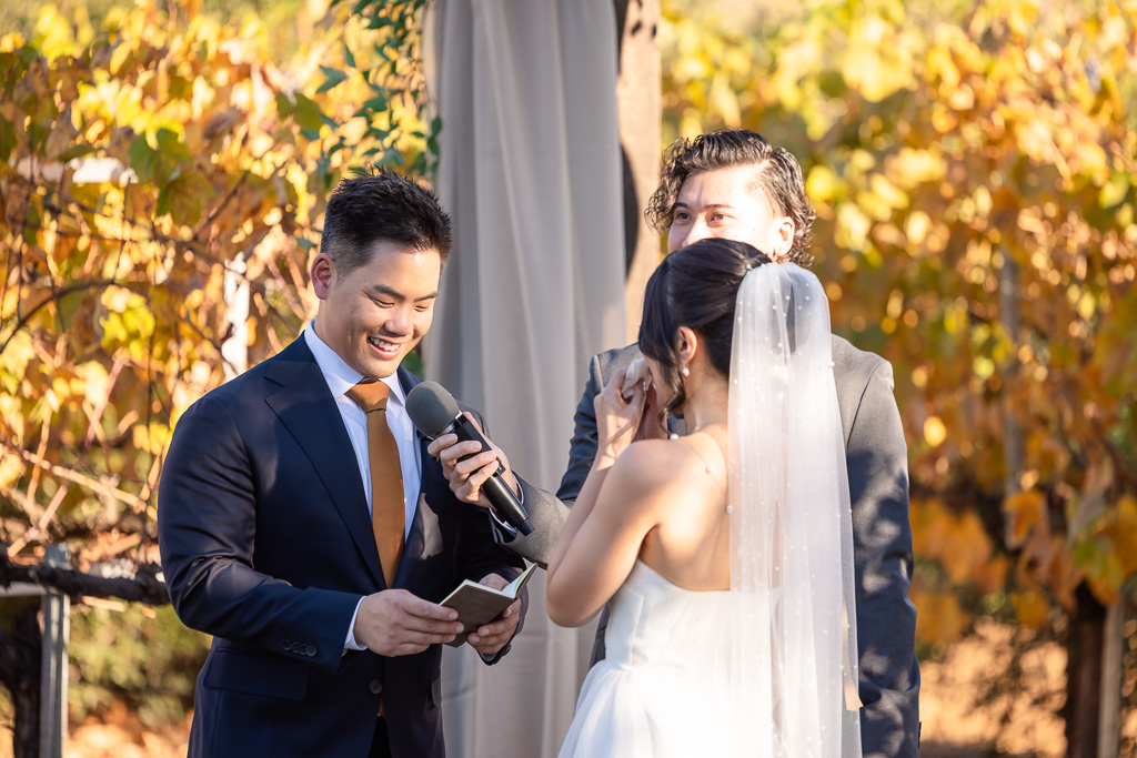 groom giving his vows