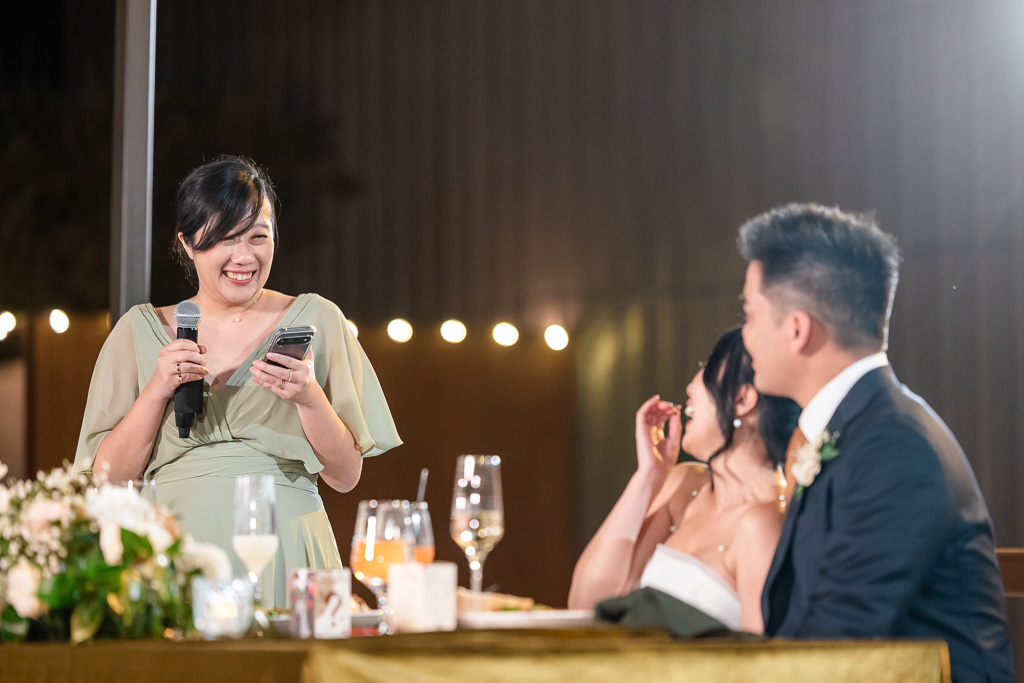 sister of the bride giving a funny speech