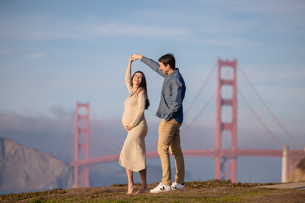 Golden Gate Bridge maternity photos