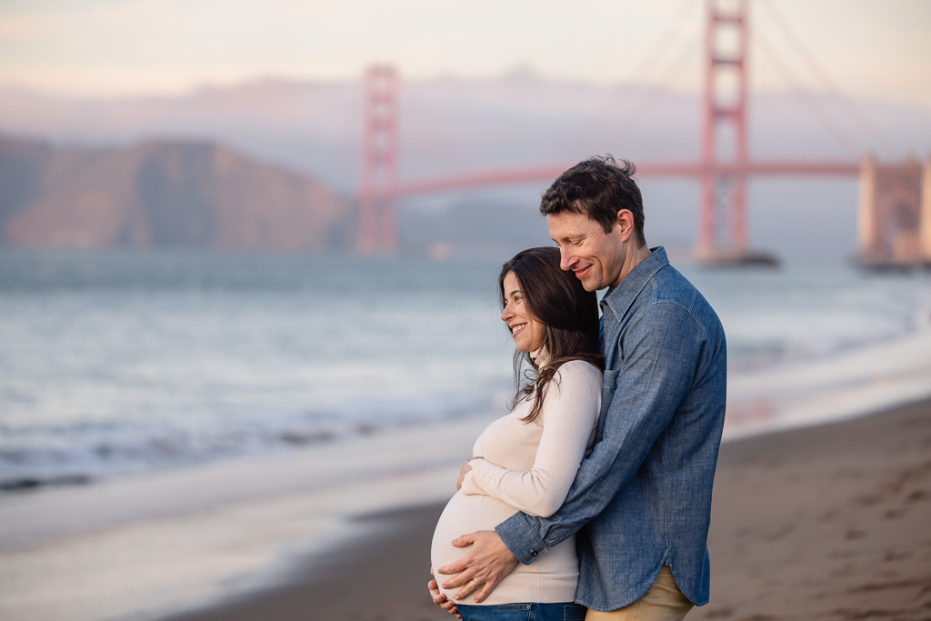 maternity photoshoot at sunset