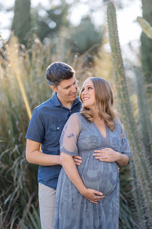 garden maternity photos