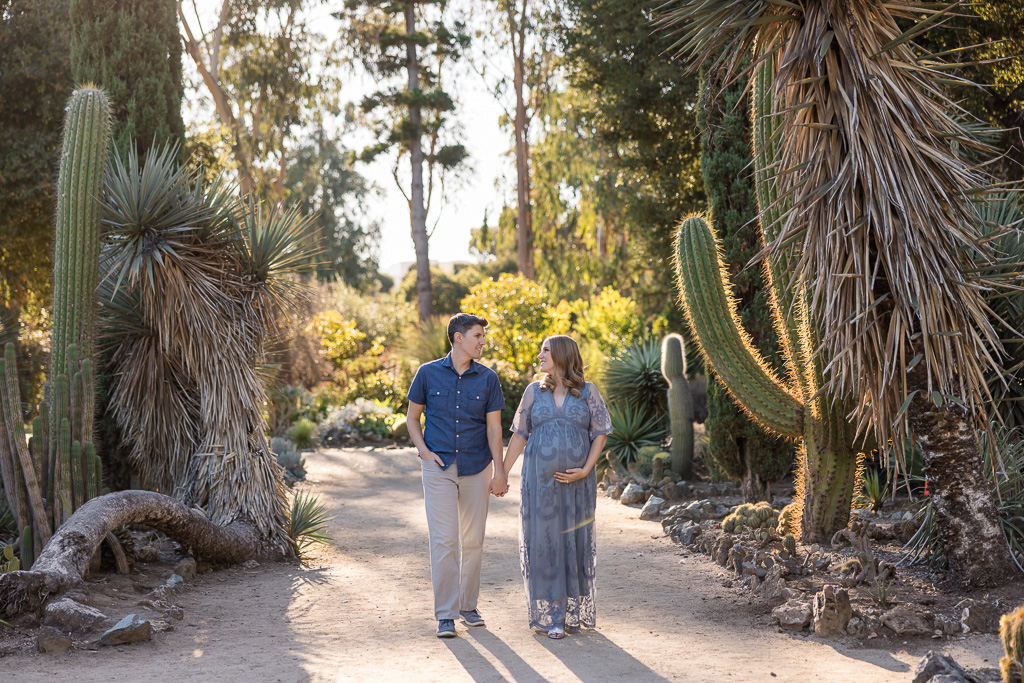 maternity photos at Stanford Cactus Garden