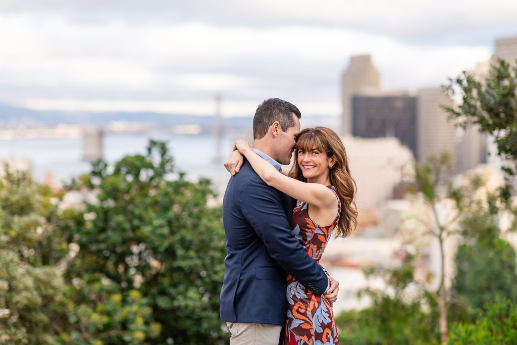 engagement photso at Ina Coolbrith Park in Russian Hill