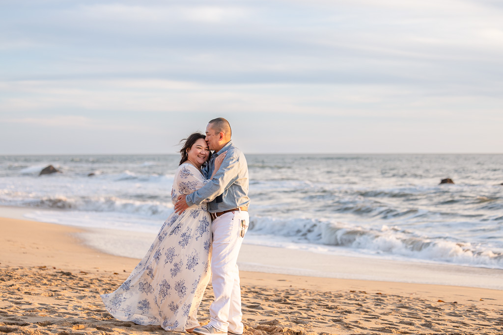 beautiful photo of parents celebrating anniversary on the beach