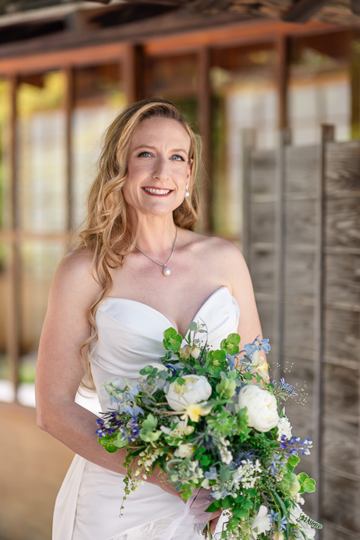 bride at the bridal suite at Hakone Gardens