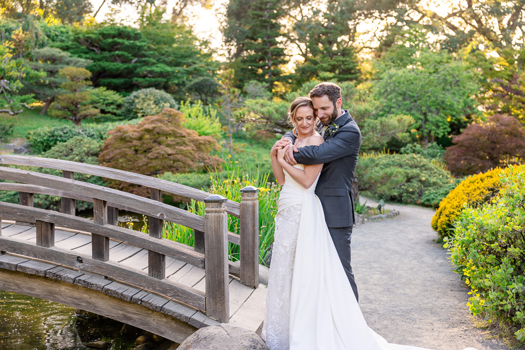 wedding portrait at Hakone Gardens