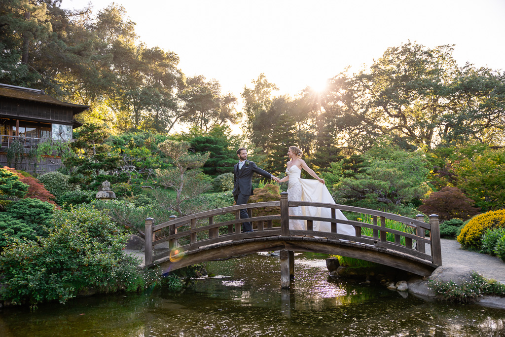 Hakone Gardens sunset photos on the bridge